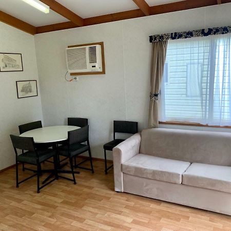 Tatura Cabin & Caravan Park Екстер'єр фото